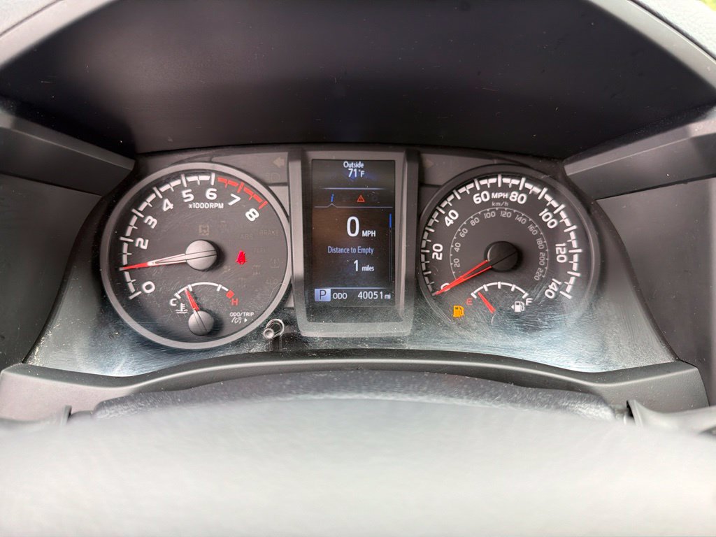 Used 2023 Toyota Tacoma SR AWD/4WD image 10