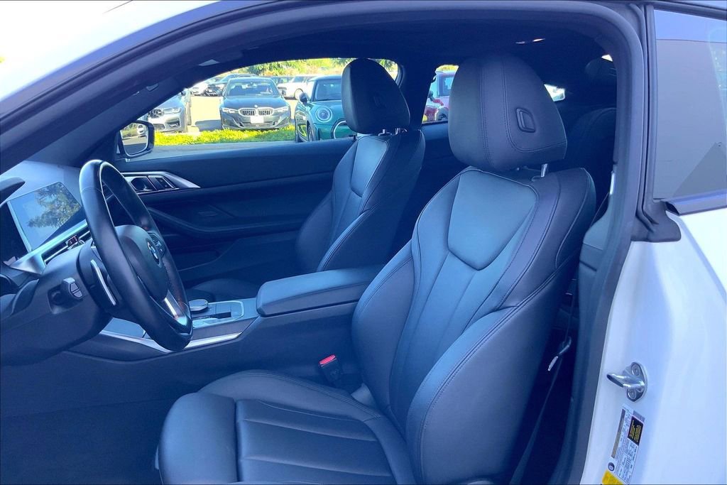 Used 2021 BMW 430i Coupe w/ Convenience Package RWD image 24