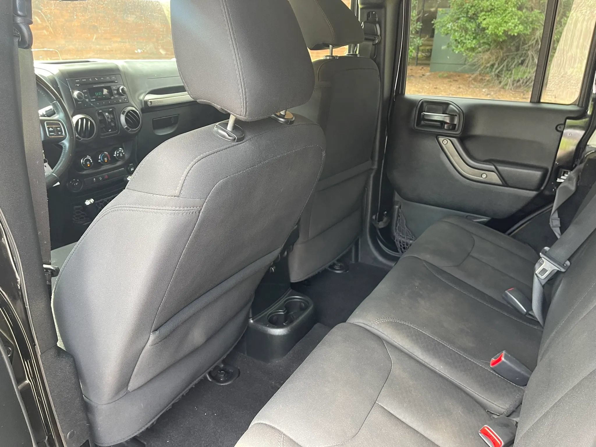 Used 2017 Jeep Wrangler Unlimited Sport w/ Quick Order Package 24S AWD/4WD image 12
