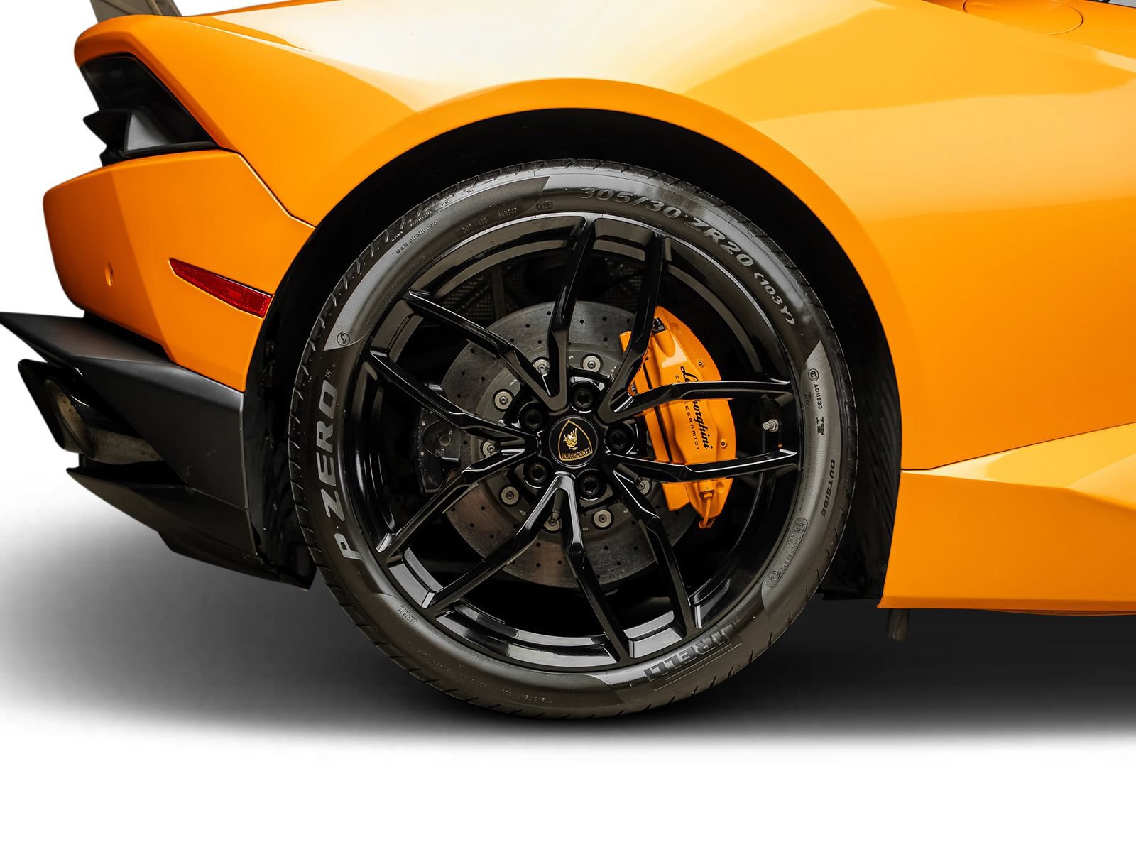 Used 2015 Lamborghini Huracan LP 610-4 AWD/4WD image 30