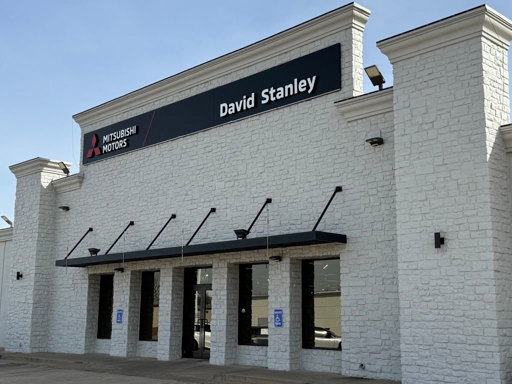 New 2026 Mitsubishi Outlander ES image 10