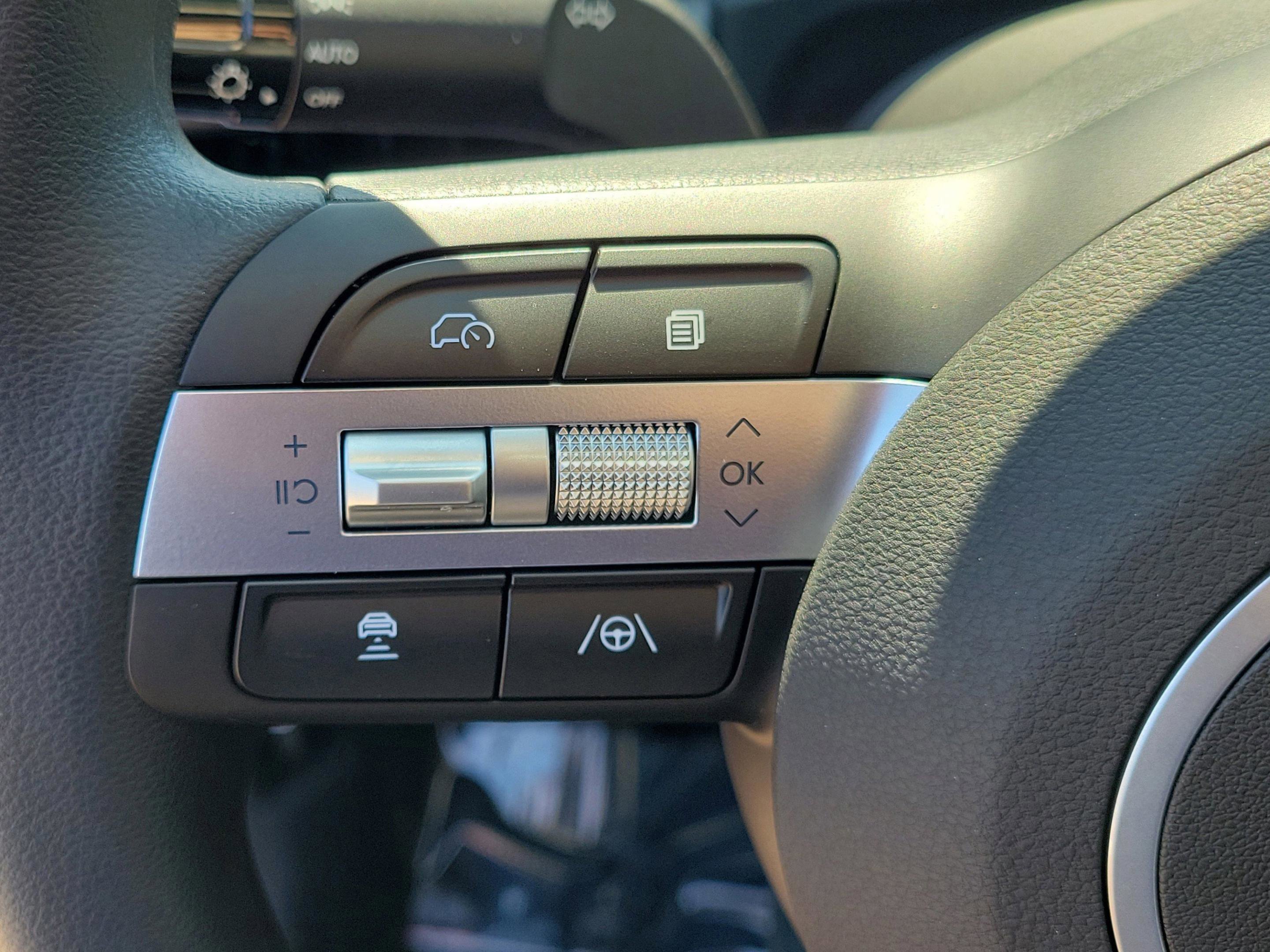 New 2026 Hyundai Tucson SEL FWD image 23