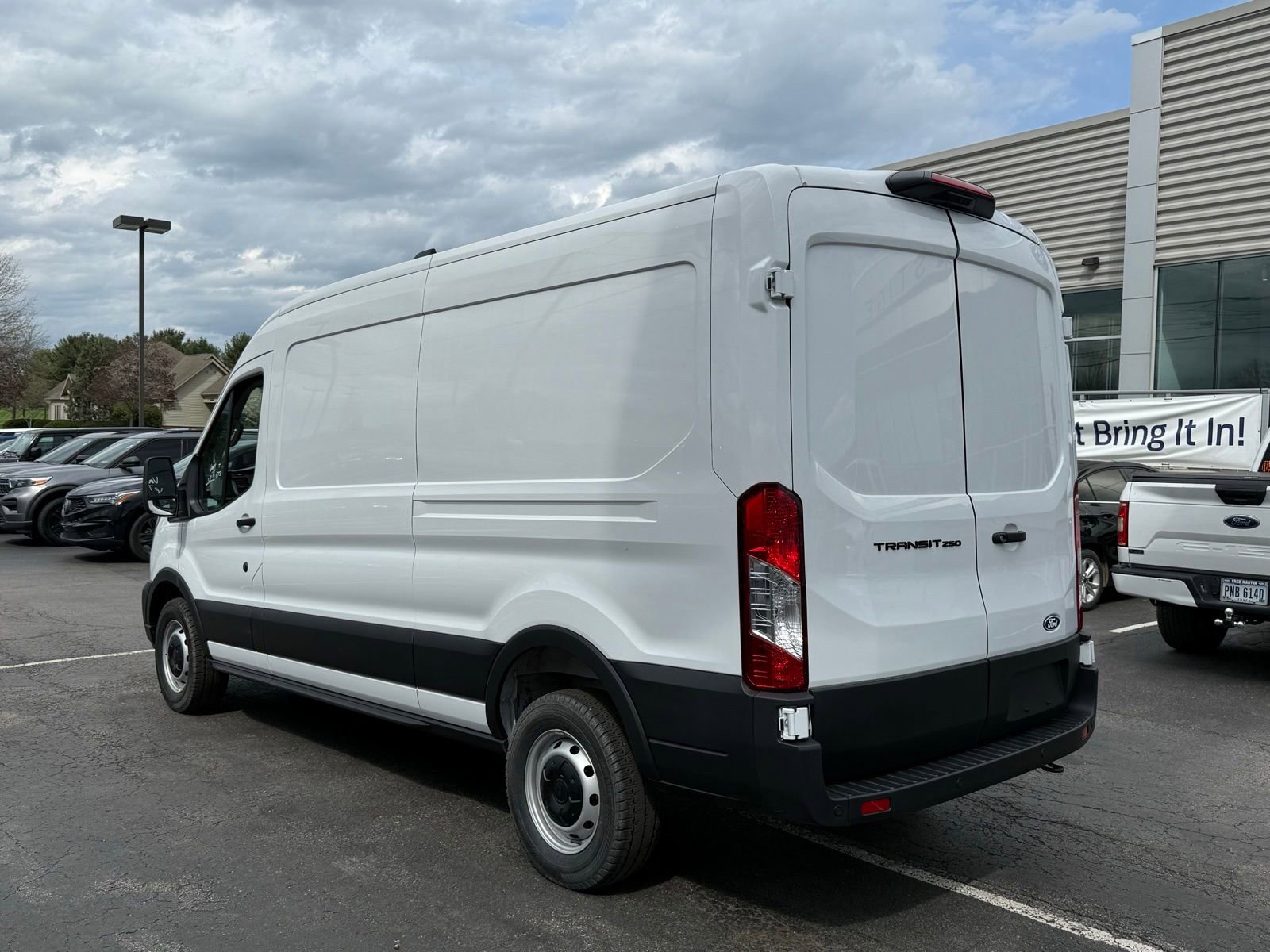 New 2026 Ford Transit 250 148 Medium Roof RWD image 4