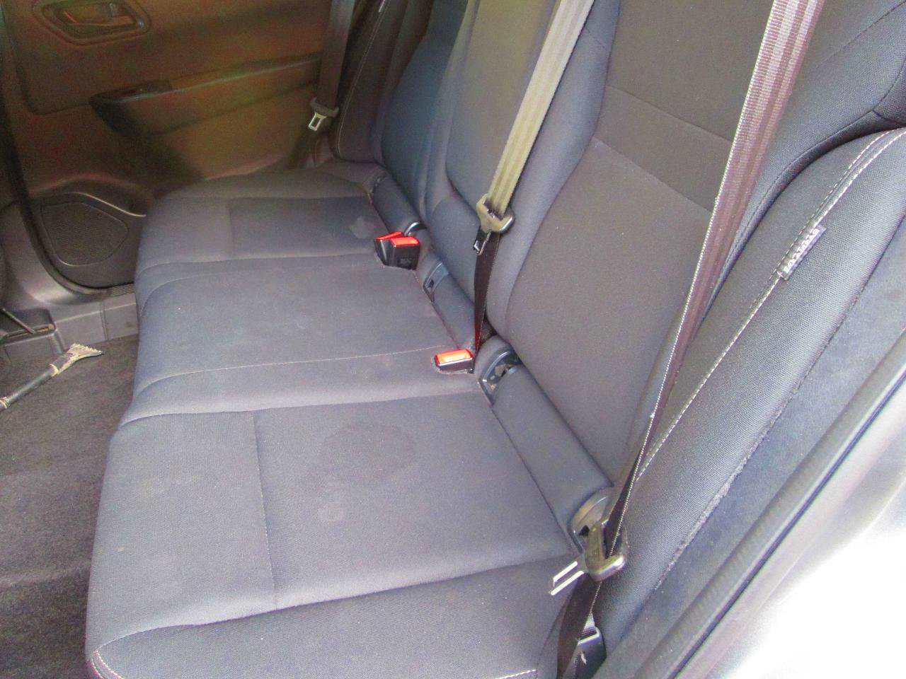 Used 2024 Nissan Rogue S AWD/4WD image 7