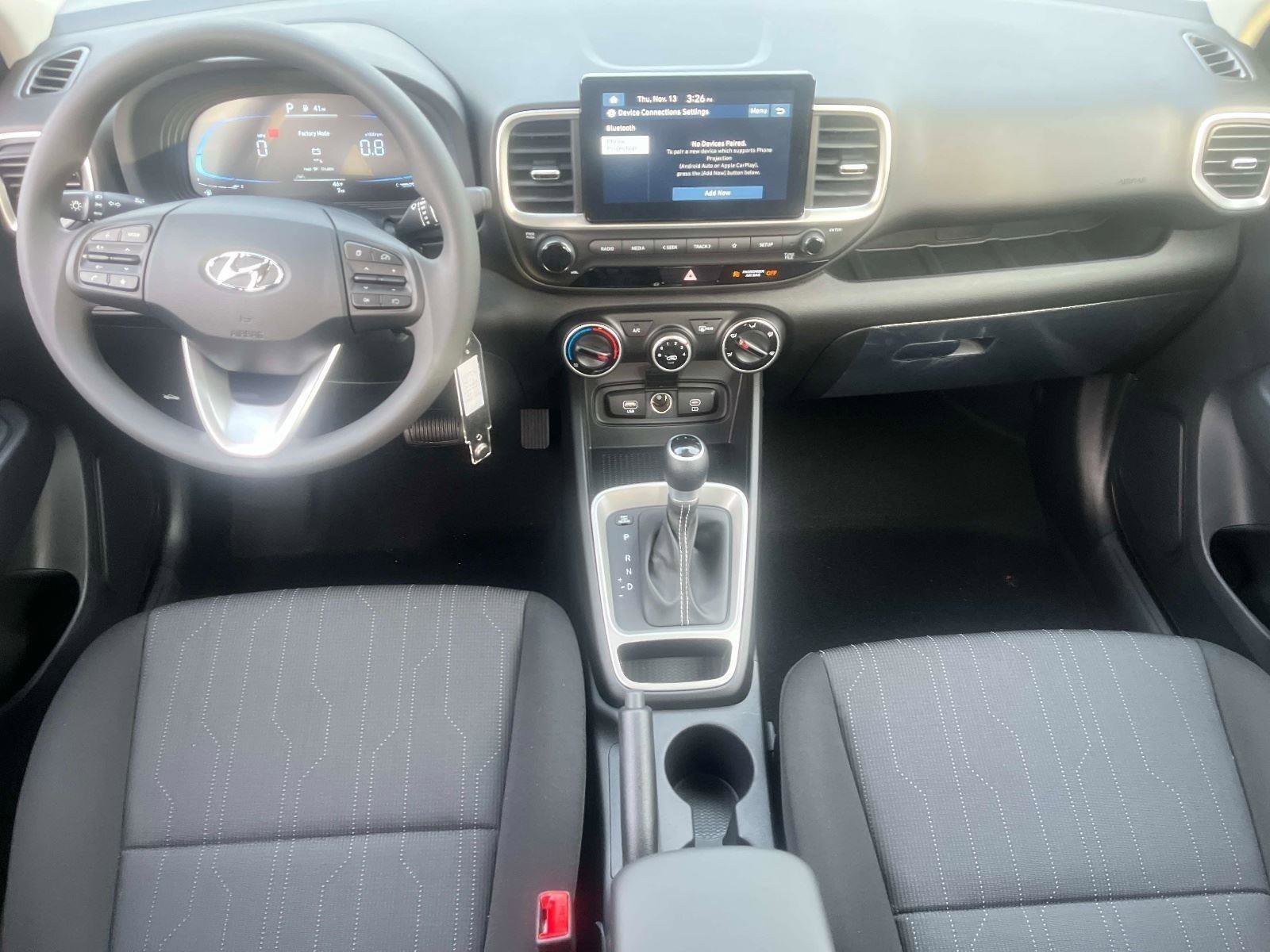 Used 2026 Hyundai Venue SE FWD image 16