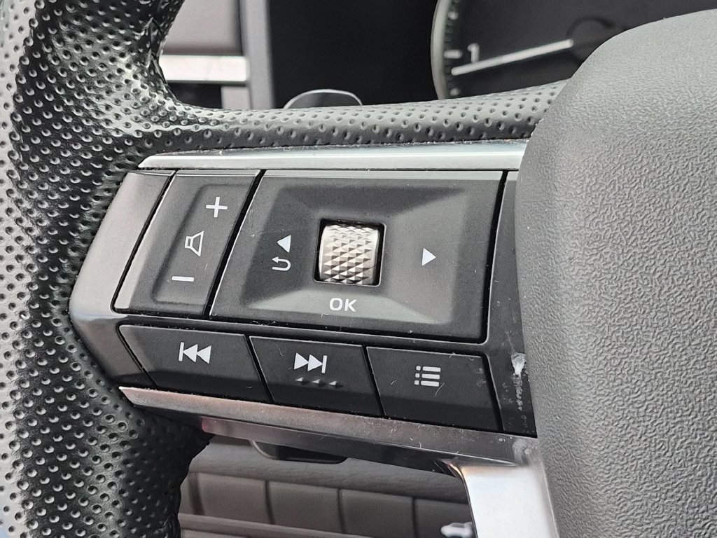 Used 2024 Mitsubishi Outlander SE AWD/4WD image 18