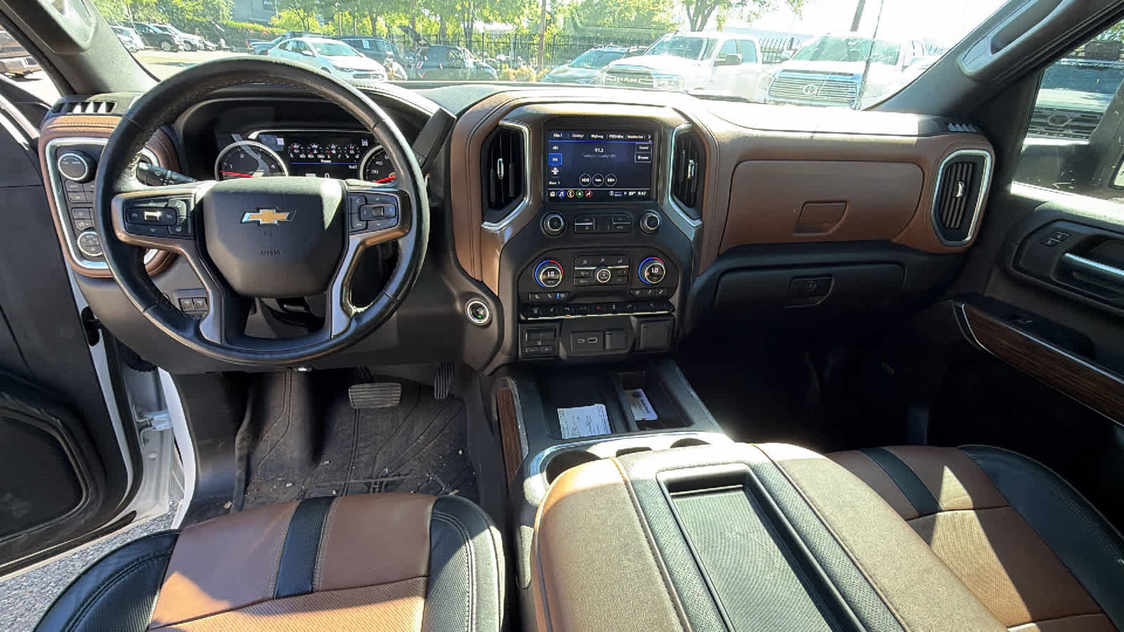 Used 2022 Chevrolet Silverado 3500 High Country w/ Safety Package II AWD/4WD image 18