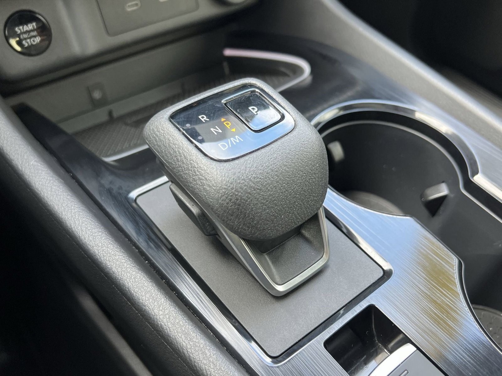 Used 2025 Nissan Rogue SL w/ SL Premium Package image 19