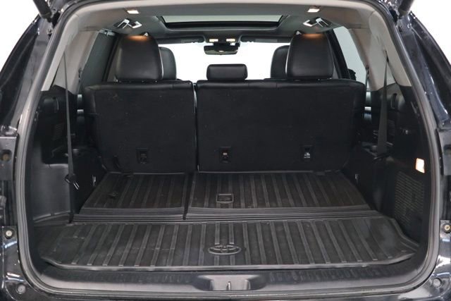 Used 2019 Toyota Highlander Limited Platinum AWD/4WD image 31