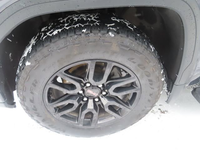 Used 2024 GMC Sierra 1500 Elevation w/ Preferred Package image 16