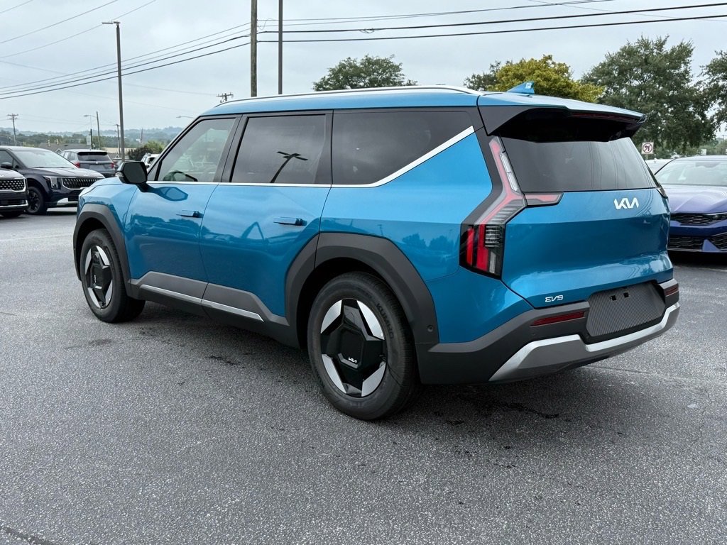 New 2026 Kia EV9 Wind image 5