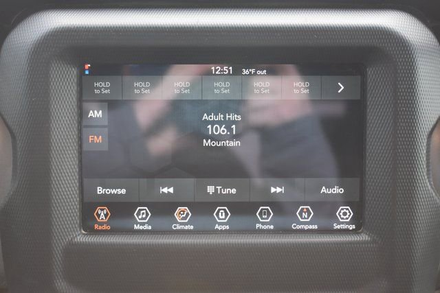 Used 2023 Jeep Gladiator Sport image 29