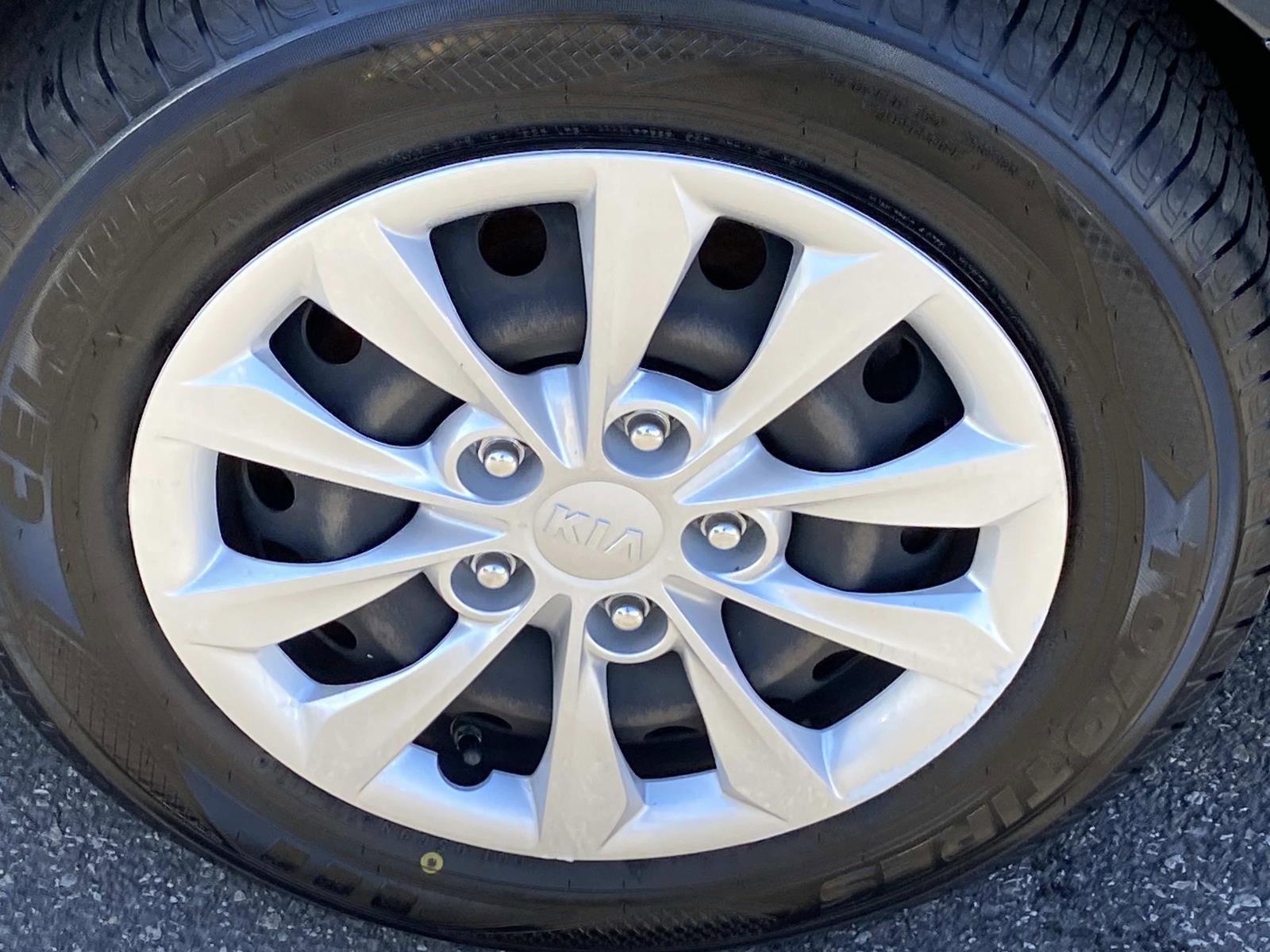 Used 2020 Kia Forte Sedan image 22