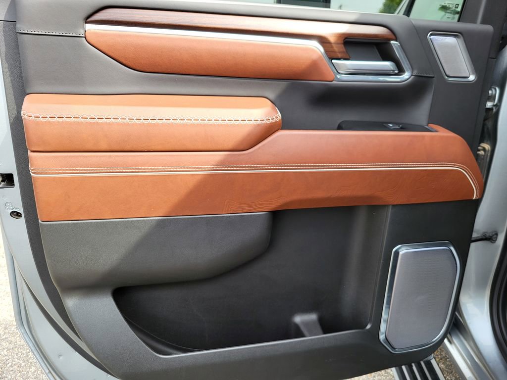 Used 2024 GMC Sierra 2500 Denali Ultimate w/ Max Trailering Package image 43