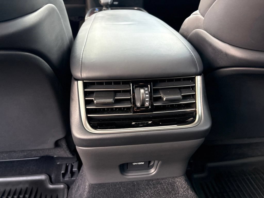 Used 2023 Lexus LS 500 w/ Luxury Package RWD image 18