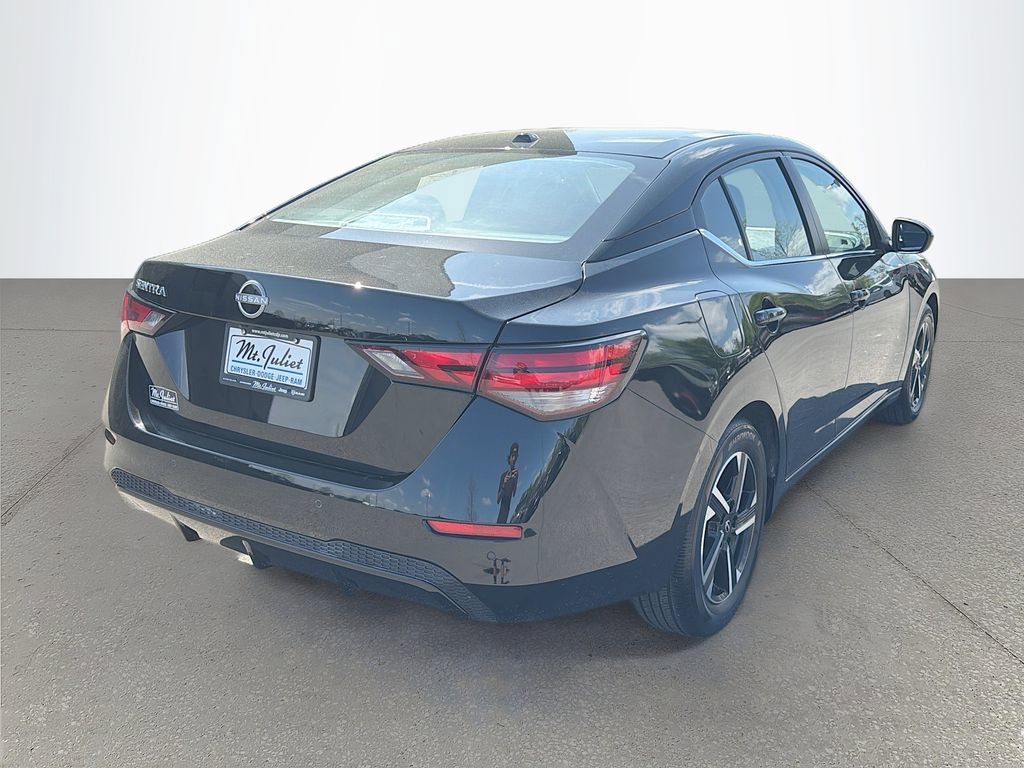 Used 2025 Nissan Sentra SV FWD image 4