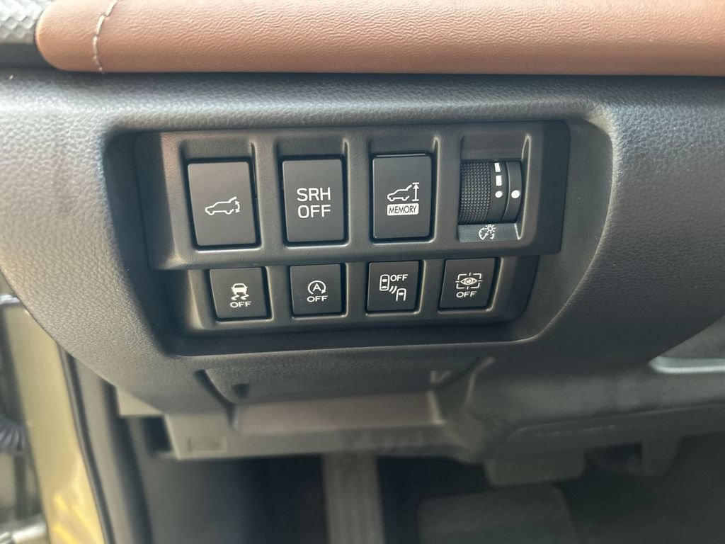 Certified 2023 Subaru Forester Touring AWD/4WD image 17