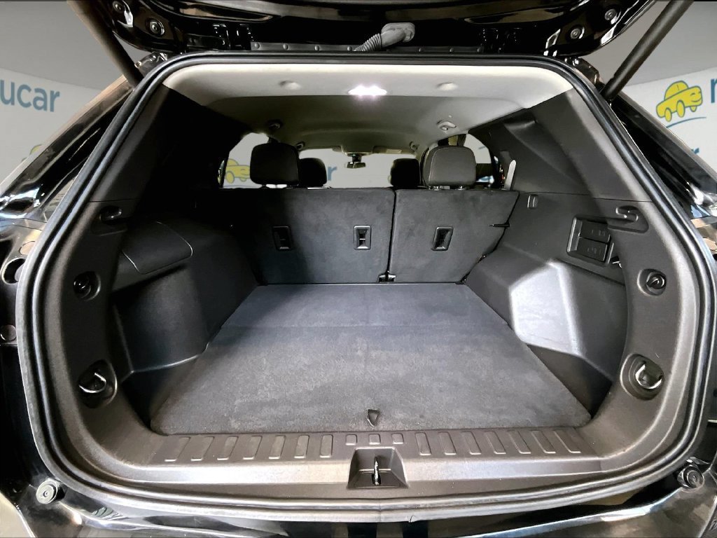 Used 2024 Chevrolet Equinox LT AWD/4WD image 17