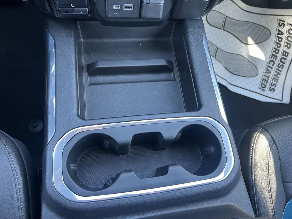 Certified 2019 Chevrolet Silverado 1500 LTZ w/ LTZ Convenience Package AWD/4WD image 28