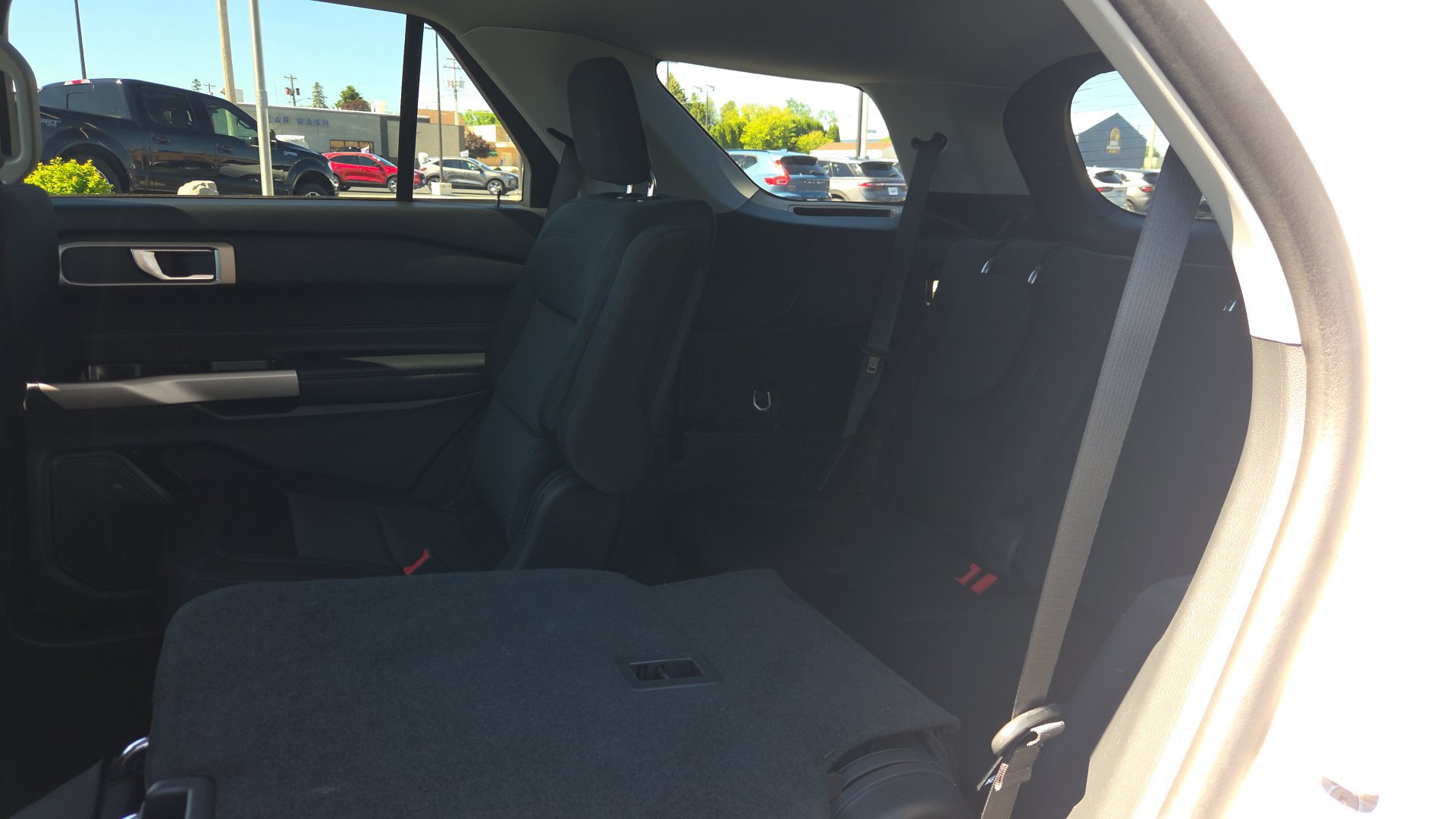 Used 2025 Ford Explorer ST AWD/4WD image 27