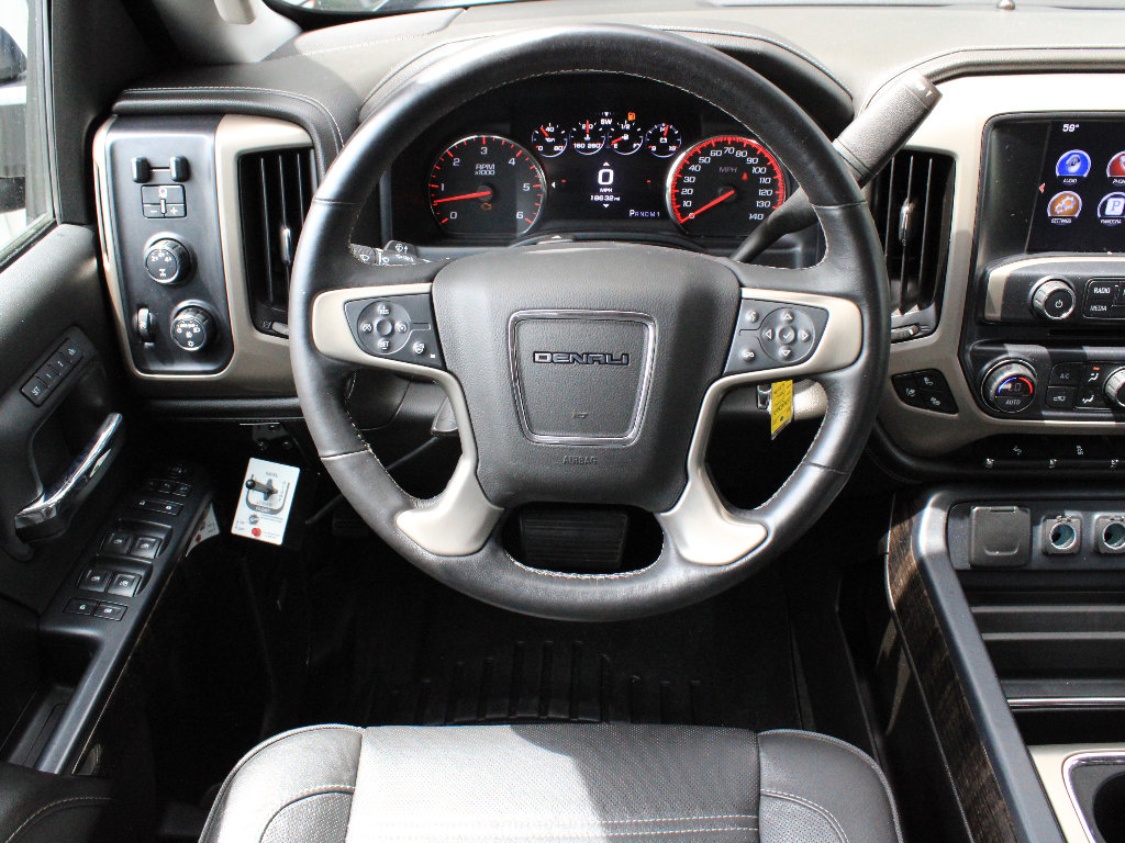 Used 2016 GMC Sierra 2500 Denali w/ Snow Plow Prep Package AWD/4WD image 15
