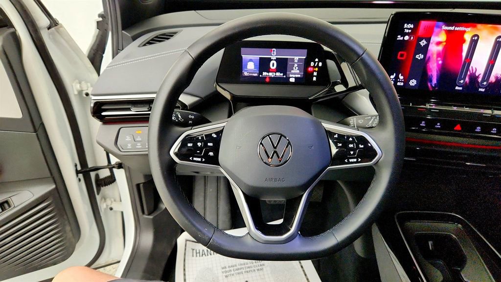 Used 2023 Volkswagen ID.4 Pro S AWD/4WD image 14