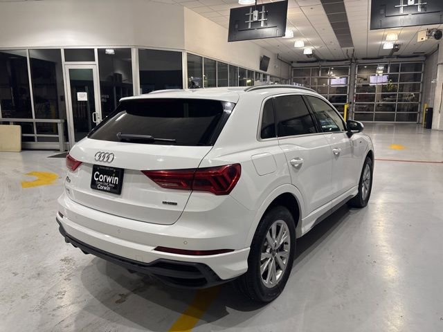 Used 2025 Audi Q3 2.0T Premium image 8