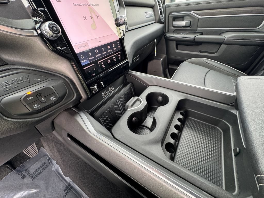 New 2026 RAM 3500 Laramie AWD/4WD image 28