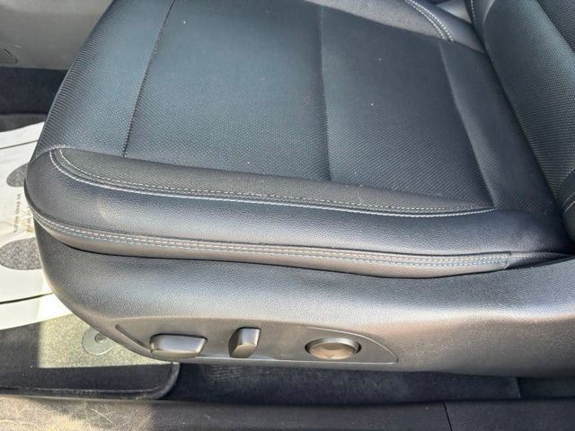Certified 2024 Chevrolet Equinox EV LT AWD/4WD image 16