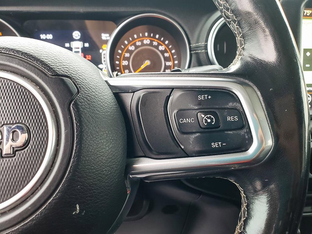 Used 2018 Jeep Wrangler Unlimited Sahara w/ Dual Top Group image 20