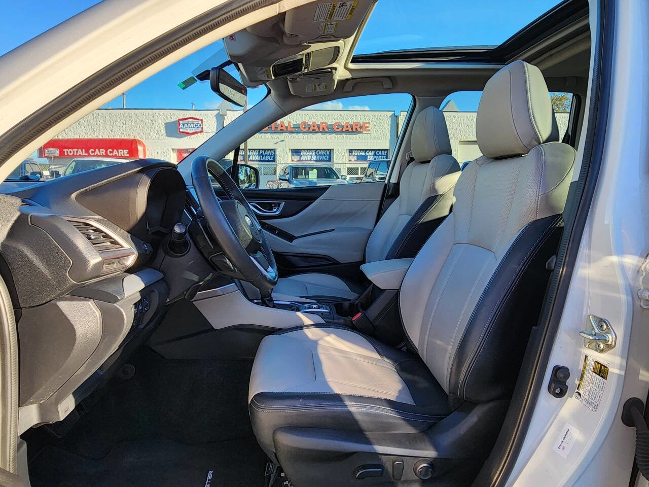 Used 2021 Subaru Forester Limited image 12