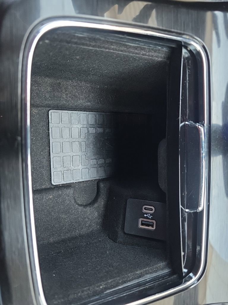 Used 2023 Lincoln Nautilus Reserve w/ Luxury Package image 22