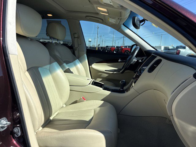 Used 2016 INFINITI QX50 AWD w/ Deluxe Touring Package image 25