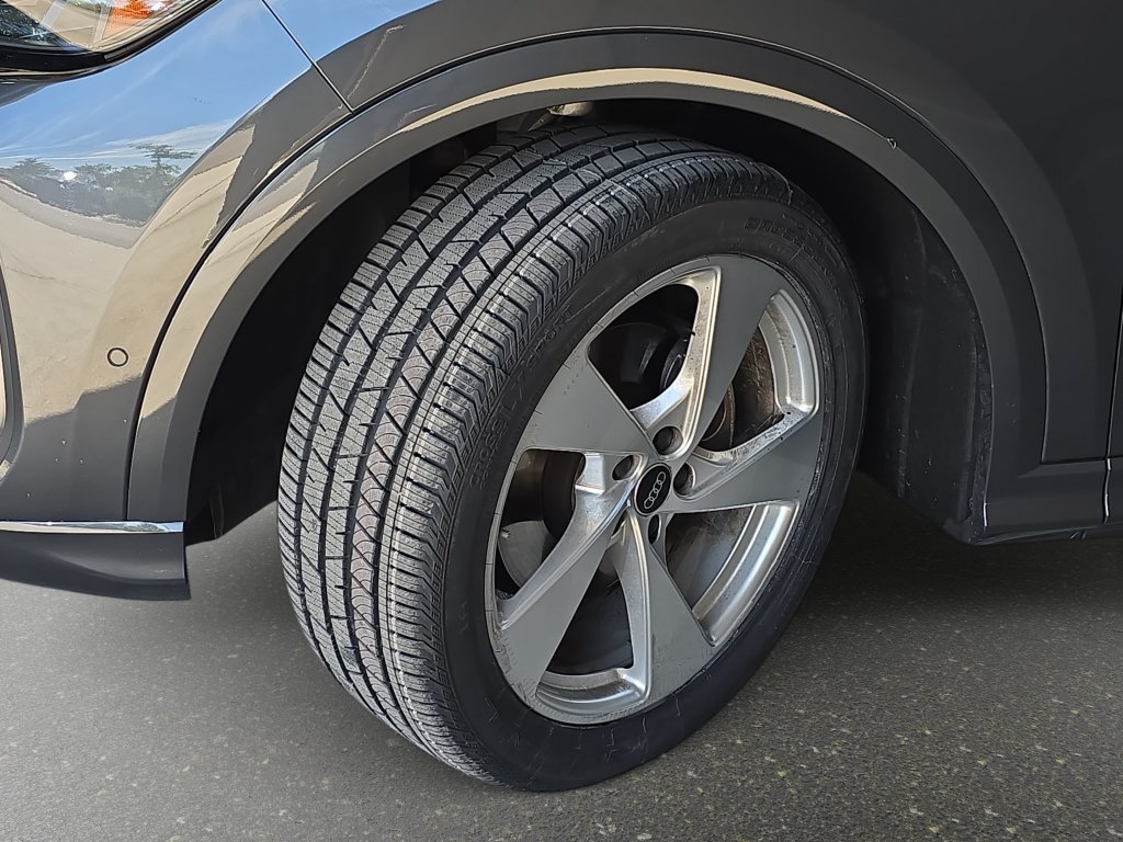 Used 2025 Audi Q5 Prestige w/ 20" Wheel Package AWD/4WD image 33