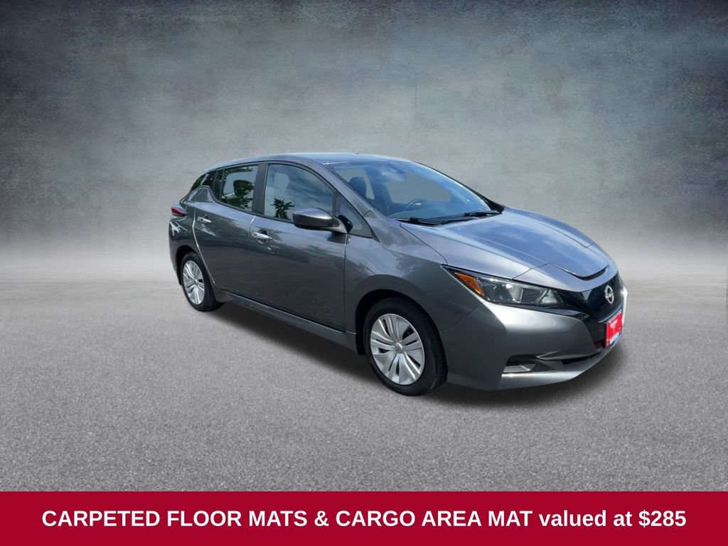 Used 2025 Nissan Leaf S video 2