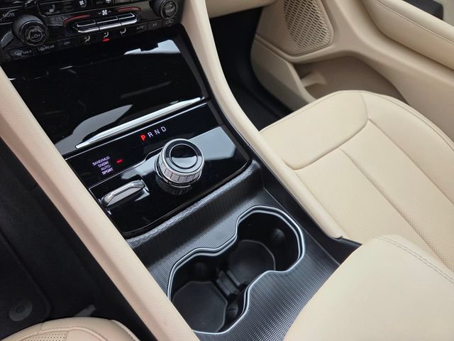 Certified 2024 Jeep Grand Cherokee Limited w/ Luxury Tech Group II AWD/4WD image 27