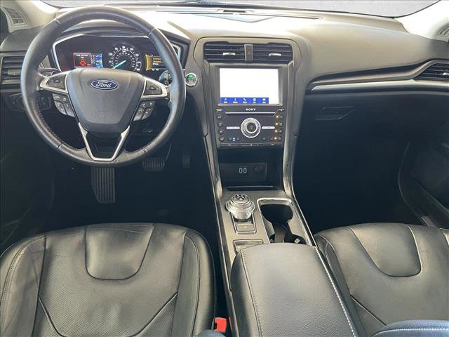 Used 2019 Ford Fusion Titanium image 11