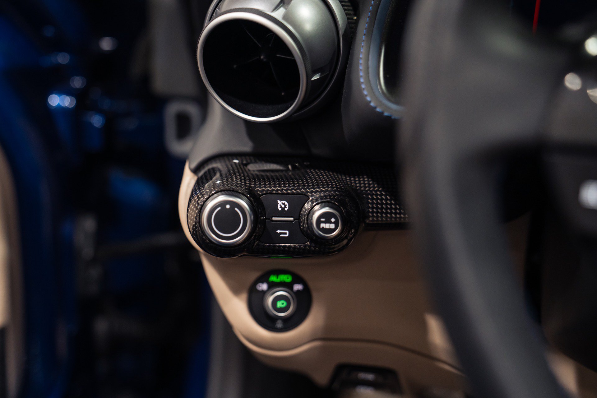Used 2021 Ferrari 812 GTS RWD image 45