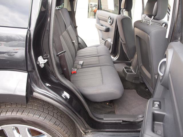 Used 2011 Dodge Nitro Heat w/ Popular Equipment Group image 7
