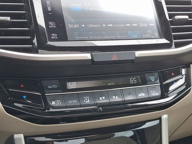 Certified 2017 Honda Accord EX-L image 12