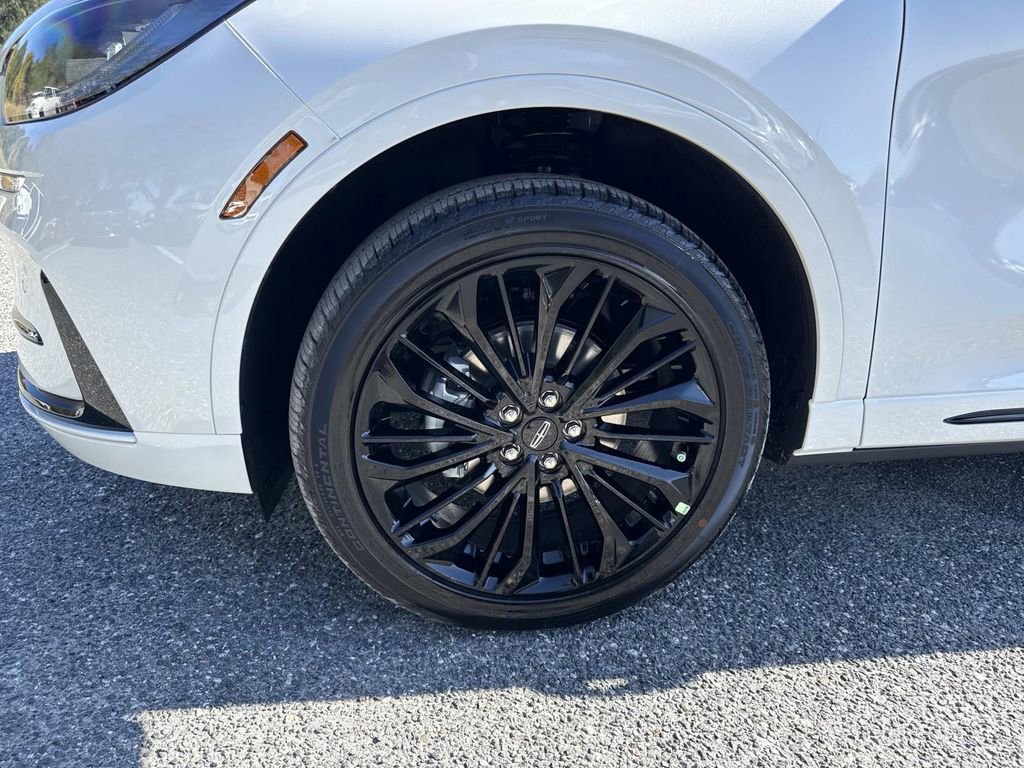 New 2026 Lincoln Corsair Premiere image 10