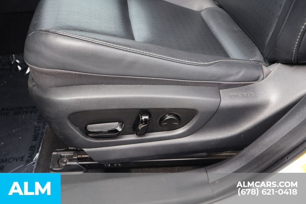 Used 2021 Lexus UX 200 w/ Accessory Package (Z2) FWD image 13