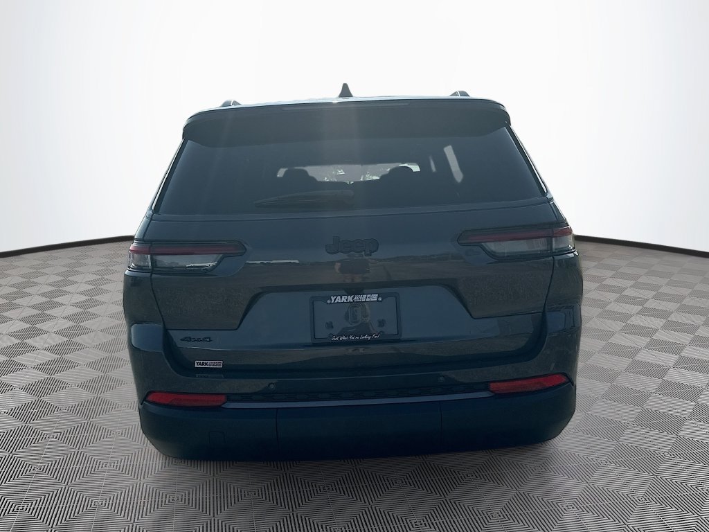 New 2026 Jeep Grand Cherokee L 4WD image 8