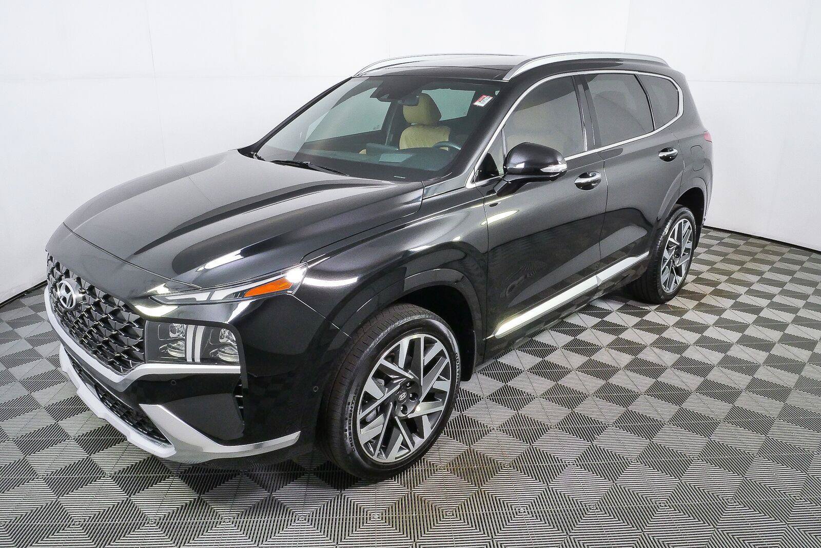 Used 2023 Hyundai Santa Fe Calligraphy AWD/4WD image 30