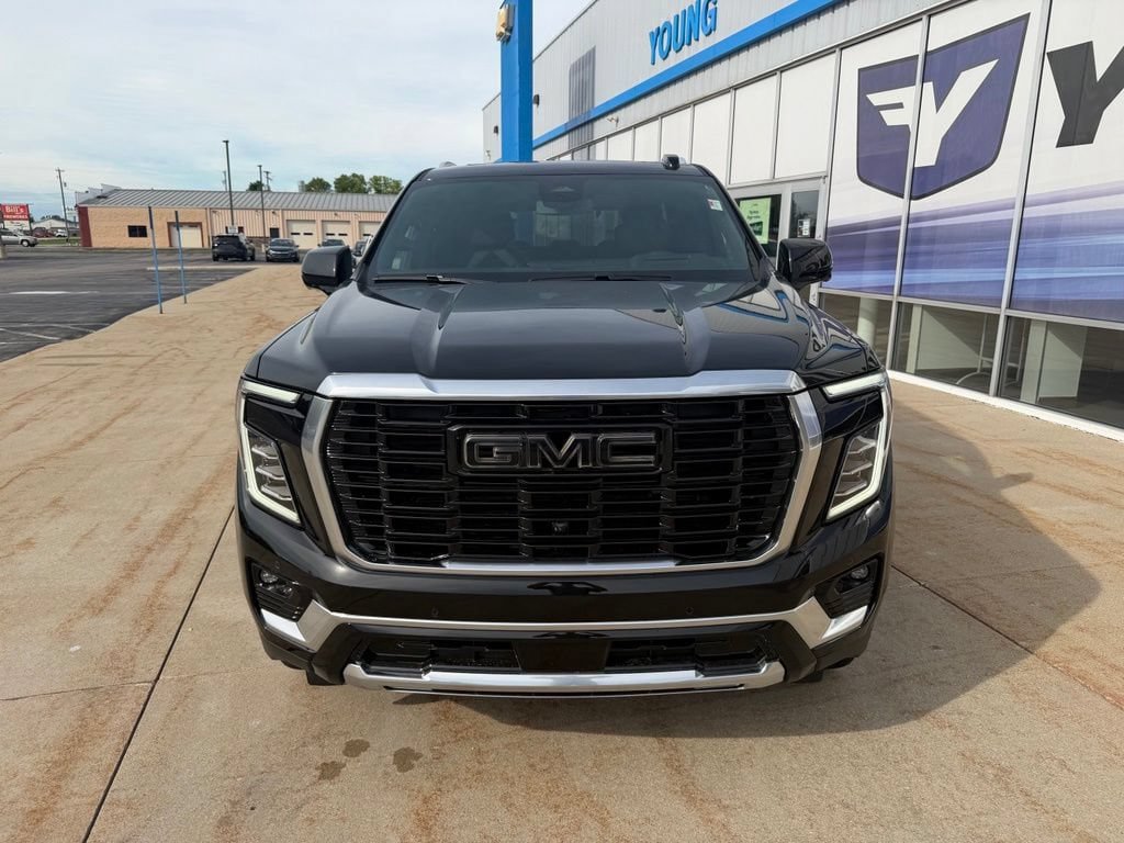 New 2026 GMC Yukon Denali w/ Sun & Power Step Package AWD/4WD image 8