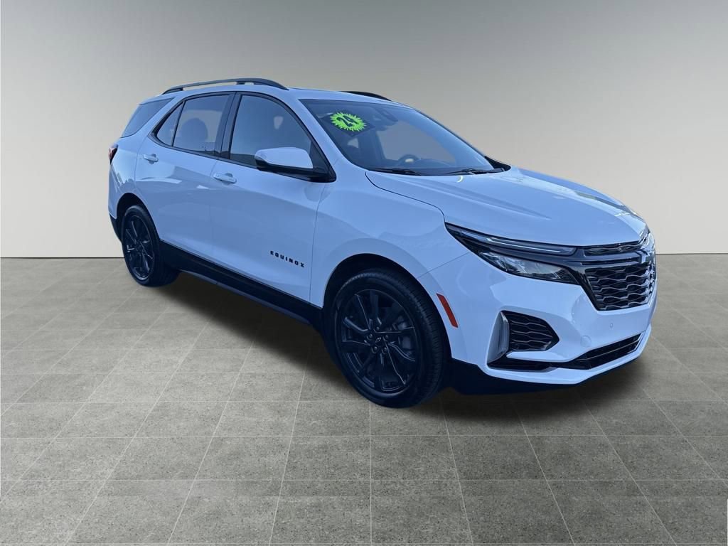 Used 2024 Chevrolet Equinox RS w/ RS Leather Package image 8