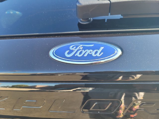 Certified 2023 Ford Explorer ST w/ Equipment Group 401A AWD/4WD image 7