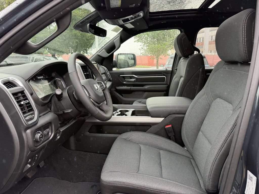 New 2026 RAM 1500 Big Horn AWD/4WD image 14