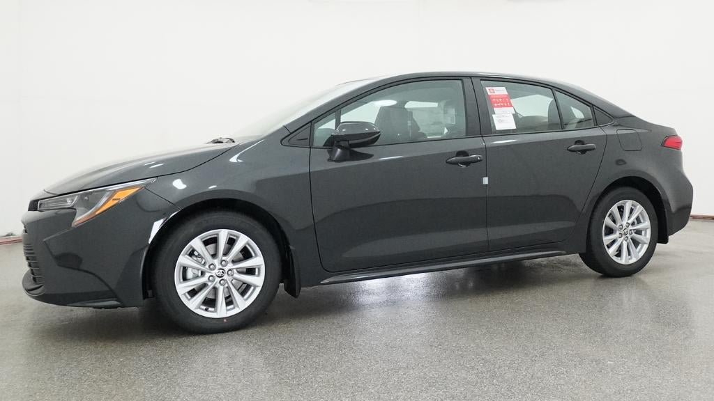 New 2026 Toyota Corolla LE FWD image 18
