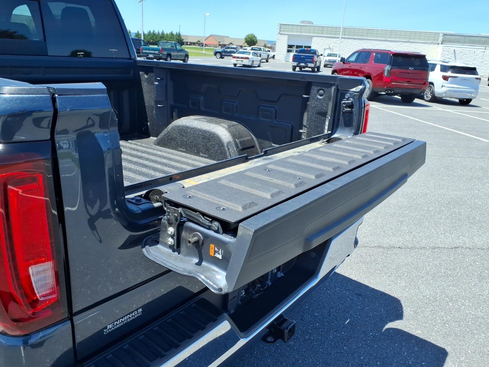 Certified 2022 GMC Sierra 1500 SLT w/ SLT Convenience Package AWD/4WD image 6